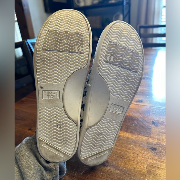 Flats - Picture 7 of 14